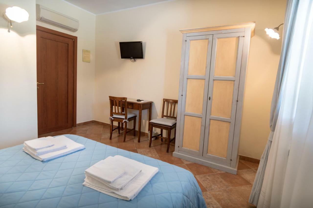 Bed & Breakfast Al Pian D'Ассізі Екстер'єр фото